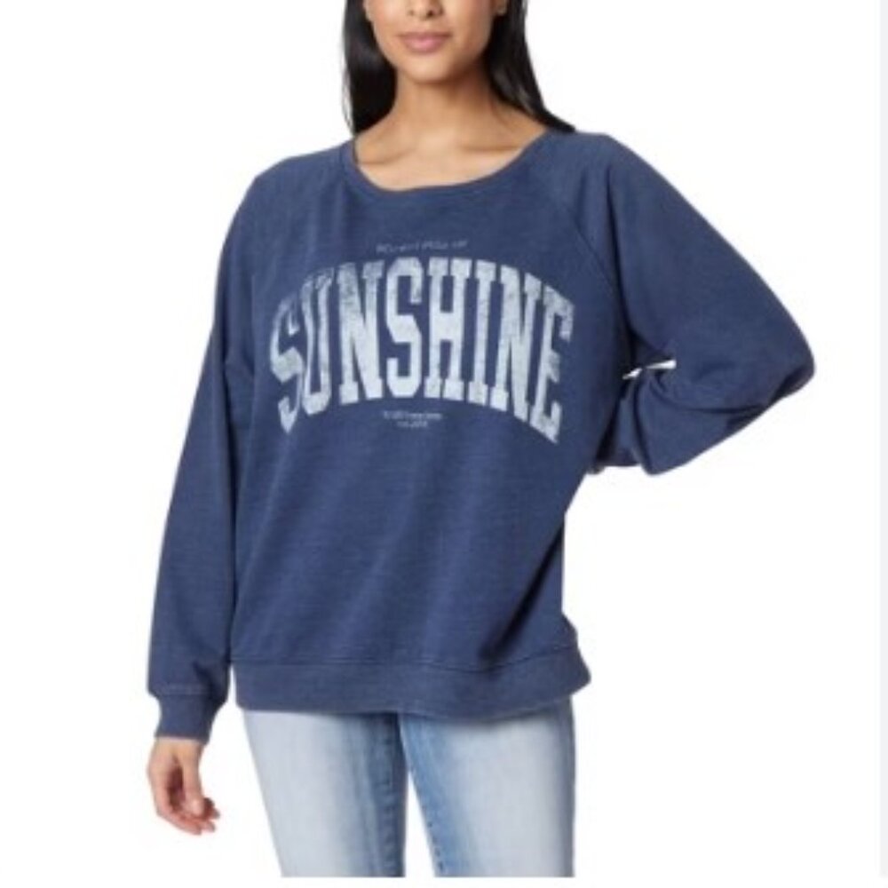 NEW! WallFlower Women's Dallas Oversized French Terry Graphic Sweatshirt - Mediu